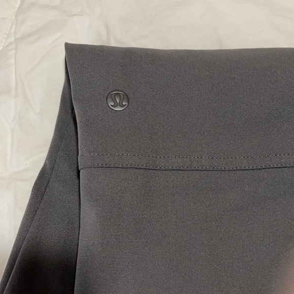 Lululemon Men’s grey pants size 34 - Picture 10 of 10